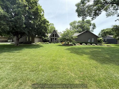 2307 Apache Rd, Grand Island, NE, 68801-7500 | Card Image