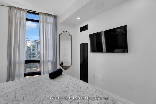 2308 - 3 Navy Wharf Crt, Condo with 3 bedrooms, 2 bathrooms and 1 parking in Toronto ON | Image 21