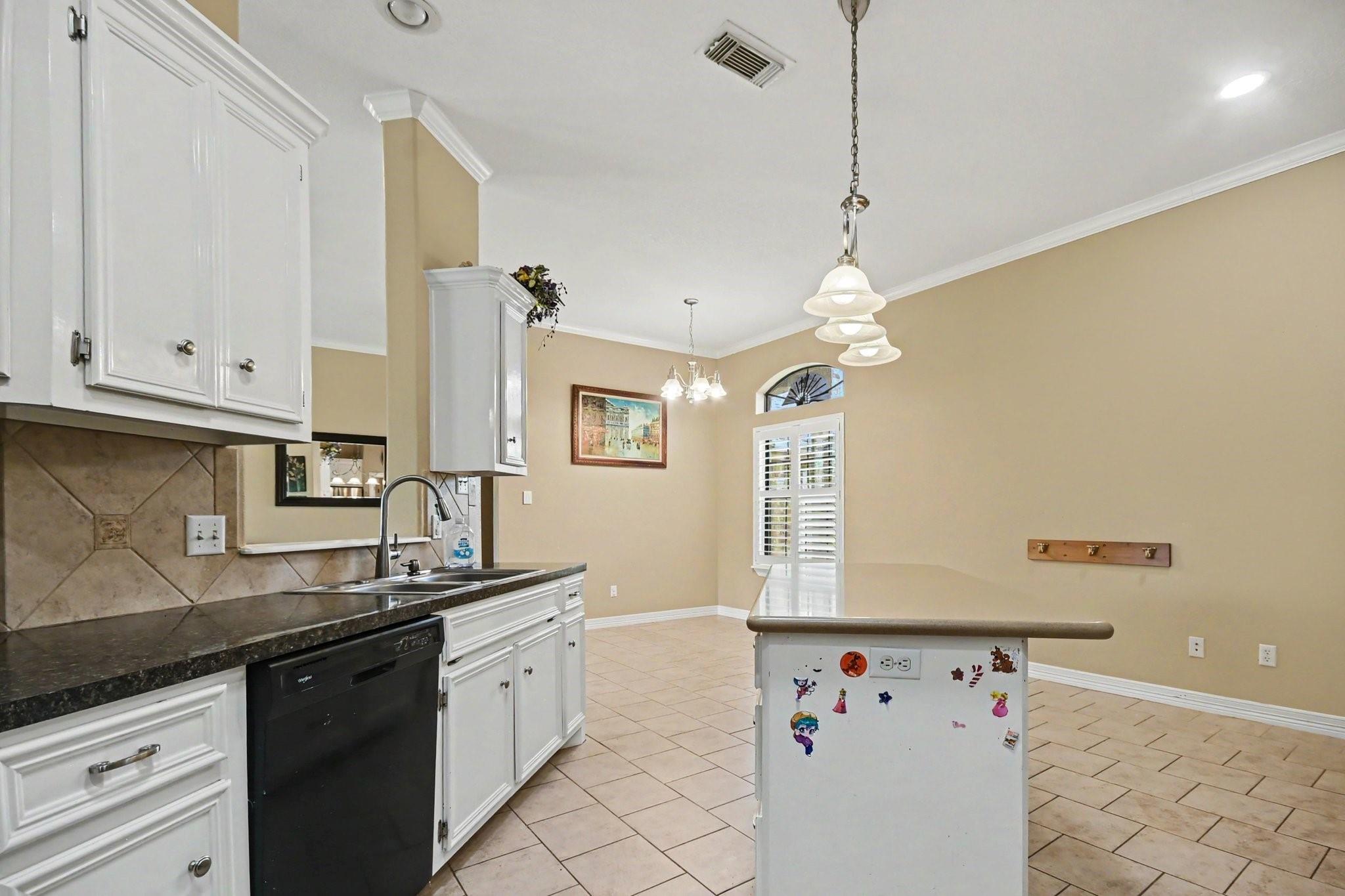 Residential in Richwood 4
