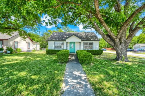 1802 Refinery Rd, Gainesville, TX, 76240-2110 | Card Image