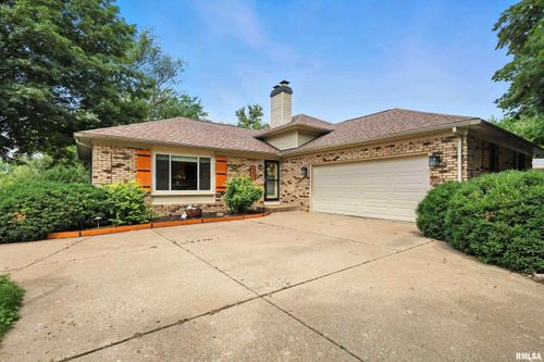 4280 Newport Ct, Bettendorf, IA, 52722-1848 | Card Image