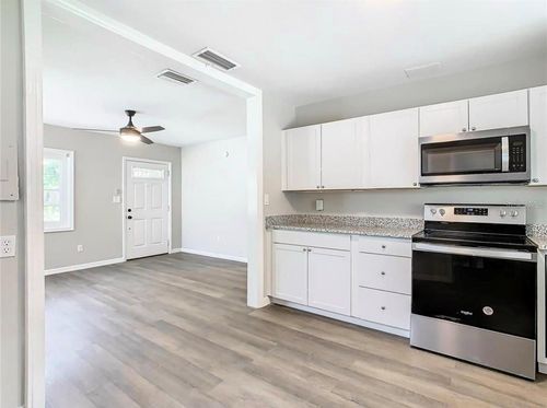 1040 Dorothy St, LAKELAND, FL, 33815-4417 | Card Image