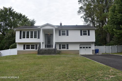 164 Heights Ter, Middletown, NJ, 07748-3422 | Card Image
