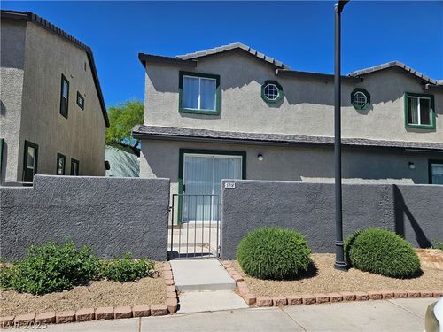 5218 Pat Pl, Las Vegas, NV, 89118-1348 | Card Image