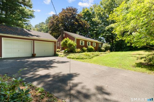 39 Killorin Rd, Watertown, CT, 06795-1327 | Card Image