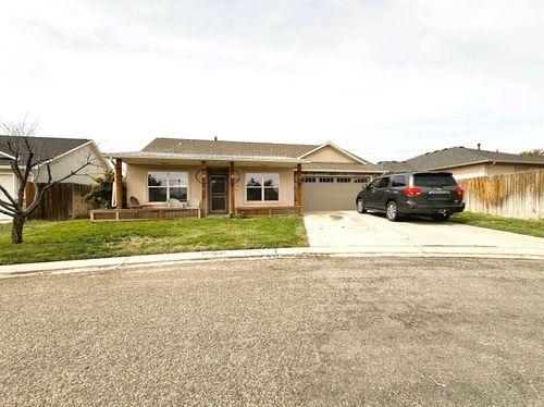 1137 Wolf Creek Ct, Fruita, CO, 81521-3068 | Card Image
