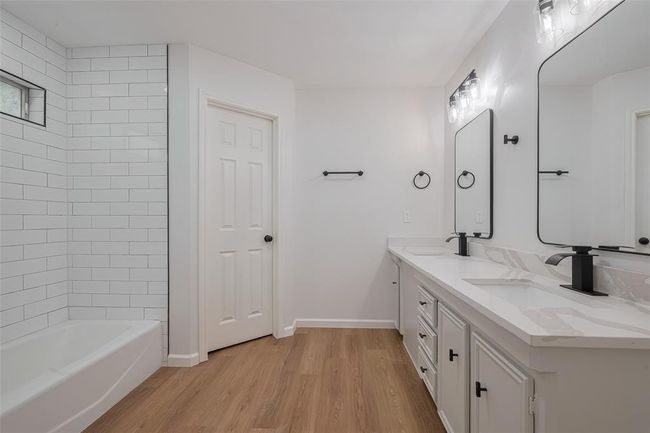Primary bathroom | Image 23