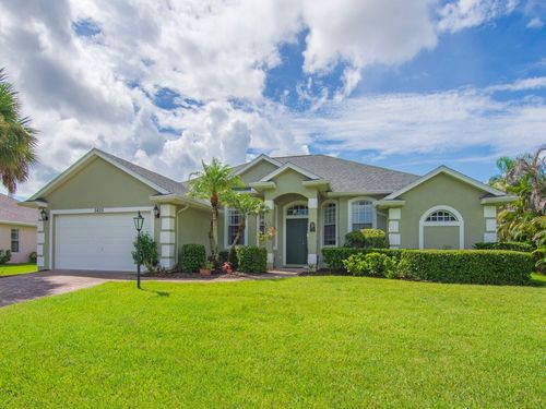 5625 Riverboat Cir Sw, Vero Beach, FL, 32968-7518 | Card Image