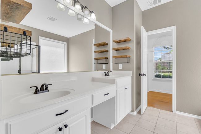 Primary bathroom. | Image 16