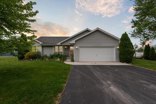 14814 Lark Dr, Camden, MI, 49232-9776 | Card Image