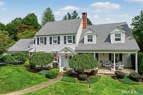 32 Aspetuck Ave, New Milford, CT, 06776-2822 | Card Image