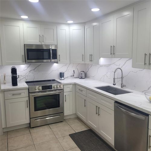 apt-3a-9111 E Bay Harbor Dr, Bay Harbor Islands, FL, 33154-2711 | Card Image