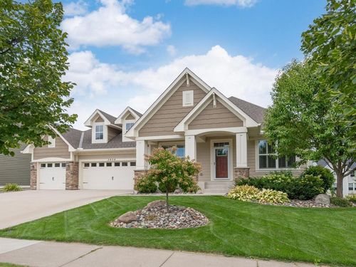 3936 Painted Sky Trl, Chaska, MN, 55318-4002 | Card Image
