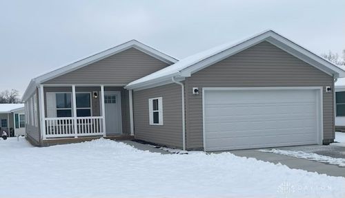 18-482 Kalynn Cir, Fairborn, OH, 45324-7574 | Card Image