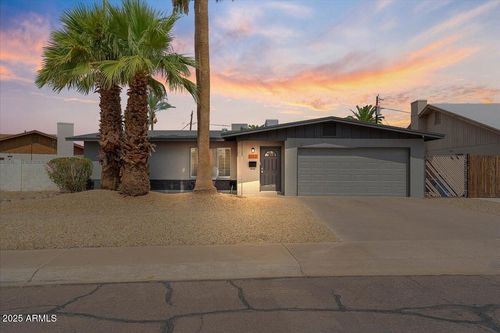 1102 E Redondo Cir, Tempe, AZ, 85282-2540 | Card Image
