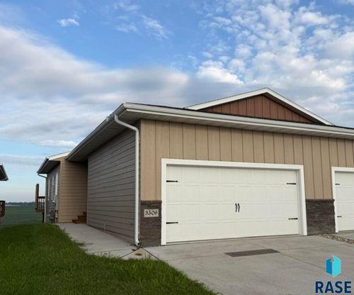 3509 S Heather Ave Avenue, Sioux Falls, SD, 57106 | Card Image