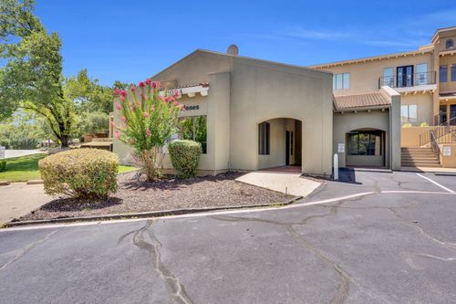 1004 N Bowen Rd, Arlington, TX, 76012-2838 | Card Image