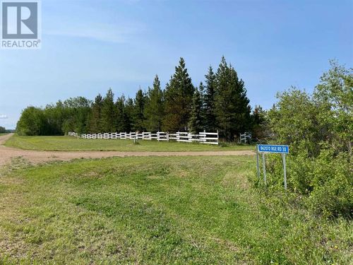 842070 Range Road 30, Rural Clear Hills County, AB, T0H2A0 | Card Image