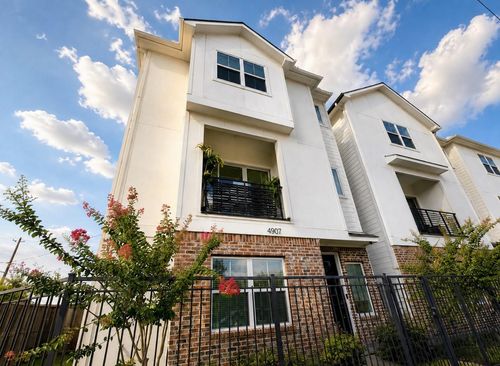 4907 Avenue J, Houston, TX, 77011 | Card Image