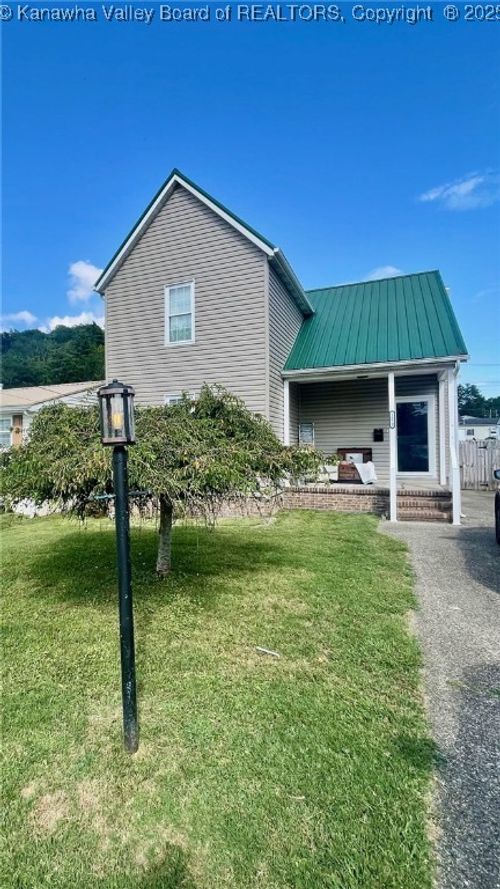 1273 Ralston Ave, Barboursville, WV, 25504-2229 | Card Image