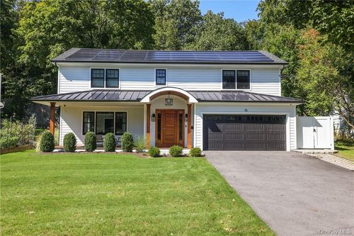 10 Loewen Ct, Rye, NY, 10580-2823 | Card Image