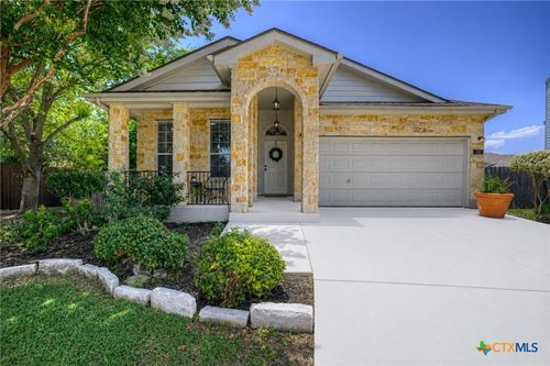 530 Zapata Cir, New Braunfels, TX, 78130-3380 | Card Image