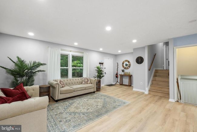 8170 Sinclair Mill Rd, House other with 4 bedrooms, 3 bathrooms and null parking in MANASSAS VA | Image 5