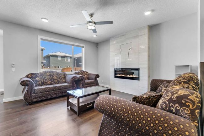 100 Red Embers Terrace Ne, House other with 5 bedrooms, 4 bathrooms and 5 parking in Calgary AB | Image 11