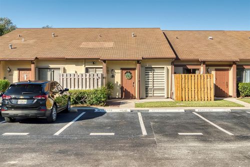 11054 Nw 38th St, Sunrise, FL, 33351-7525 | Card Image