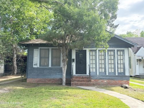 912 W Main St, New Iberia, LA, 70560-3538 | Card Image