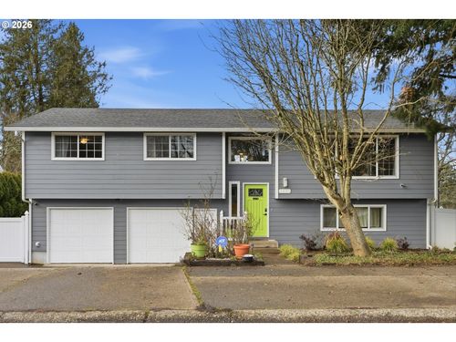 3895 Se Pelton Ave, Troutdale, OR, 97060-2404 | Card Image