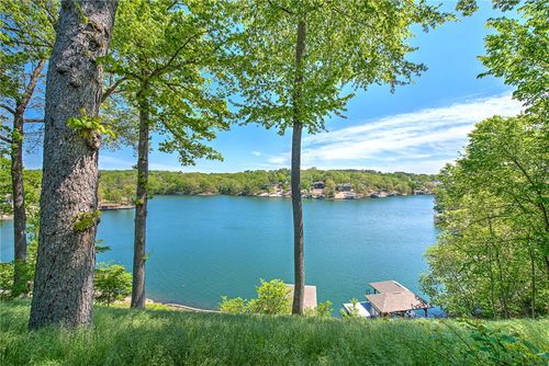 4 Pithlochry Cir, Bella Vista, AR, 72715-3834 | Card Image