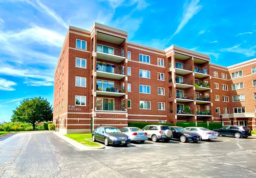 410-4210 N Natchez Ave, Chicago, IL, 60634-6239 | Card Image