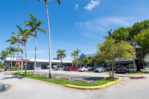 320-3801 N University Dr, Sunrise, FL, 33351-6332 | Card Image