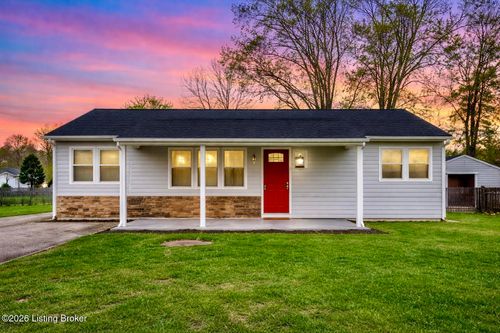 7414 Dunkirk Ln, Louisville, KY, 40272-1208 | Card Image