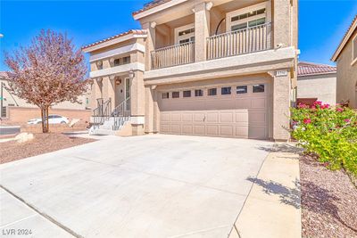 5250 Kennedy Hill Avenue, House other with 3 bedrooms, 2 bathrooms and null parking in Las Vegas NV | Image 2