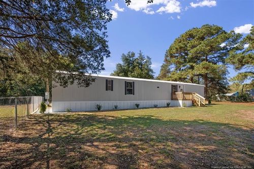 6546 Roslin Farm Rd, Hope Mills, NC, 28348-8798 | Card Image