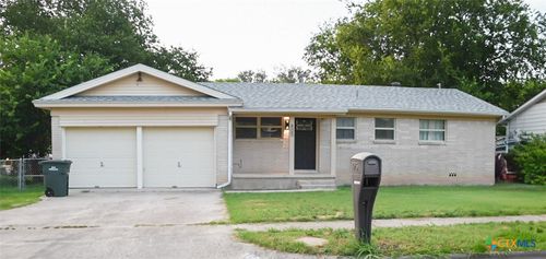 805 S 13th St, Copperas Cove, TX, 76522-2713 | Card Image