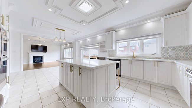 1466 Broderick St, House other with 5 bedrooms, 5 bathrooms and 4 parking in Innisfil ON | Image 10
