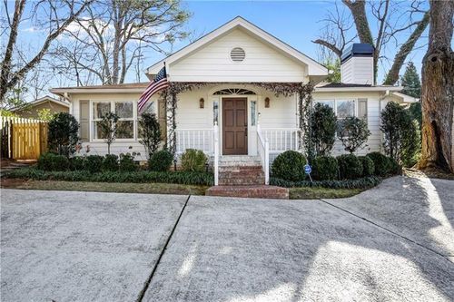 105 Spruell Springs Rd, Atlanta, GA, 30342-2503 | Card Image