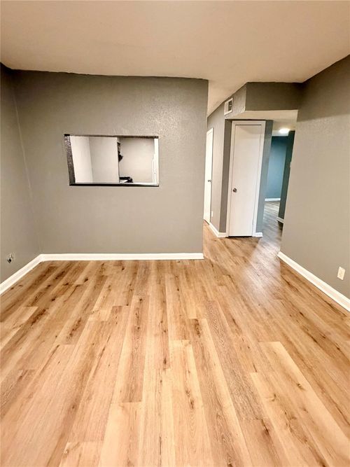 apt-19-9100 Dodson St, Houston, TX, 77093-7160 | Card Image
