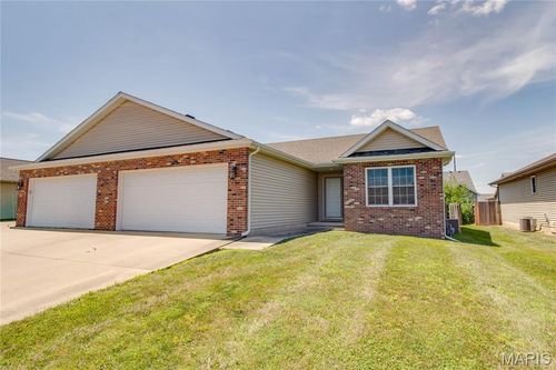 2909 Sandy Ln, Springfield, IL, 62711-5705 | Card Image