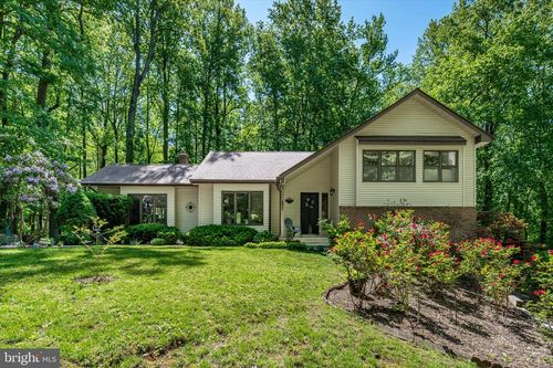 3741 Pinewood Ct, Chesapeake Beach, MD, 20732-3564 | Card Image