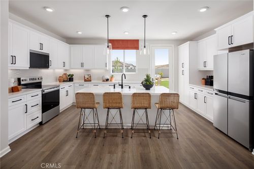 31048 Ferguson Ct, Winchester, CA, 92596-7534 | Card Image