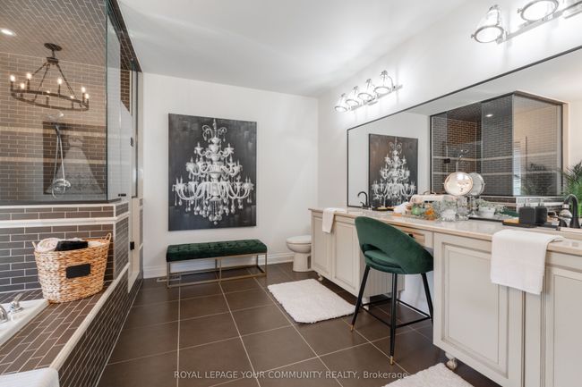 11 Little Marco Crt, House other with 6 bedrooms, 9 bathrooms and 9 parking in Maple ON | Image 16