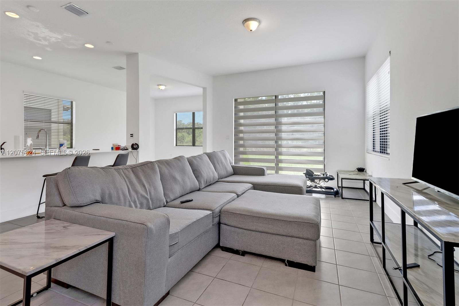 Residential Lease in Ave Maria 5