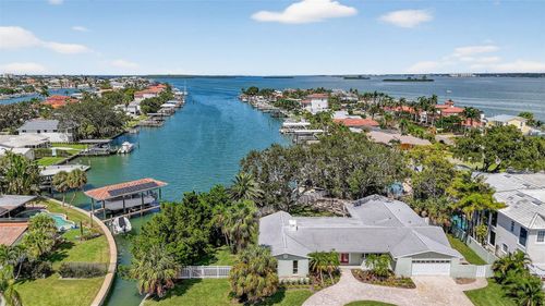 514 Windward Psge, Clearwater Beach, FL, 33767-2333 | Card Image