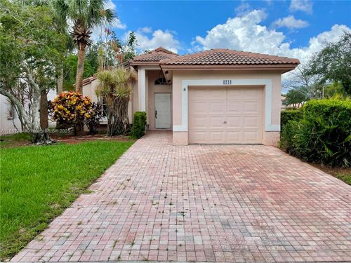 1244 Nw 171st Ave, Pembroke Pines, FL, 33028-1922 | Card Image