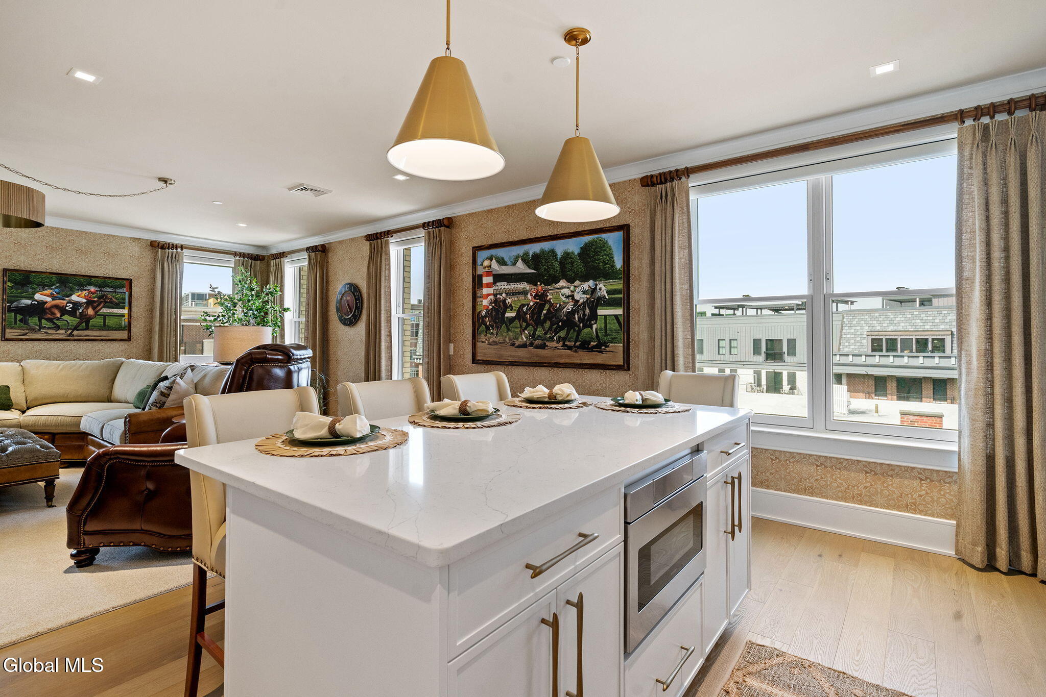 Residential in Saratoga Springs, Inside 3