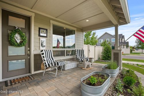 7996 N Hibiscus Ln, Coeur D Alene, ID, 83815-0079 | Card Image